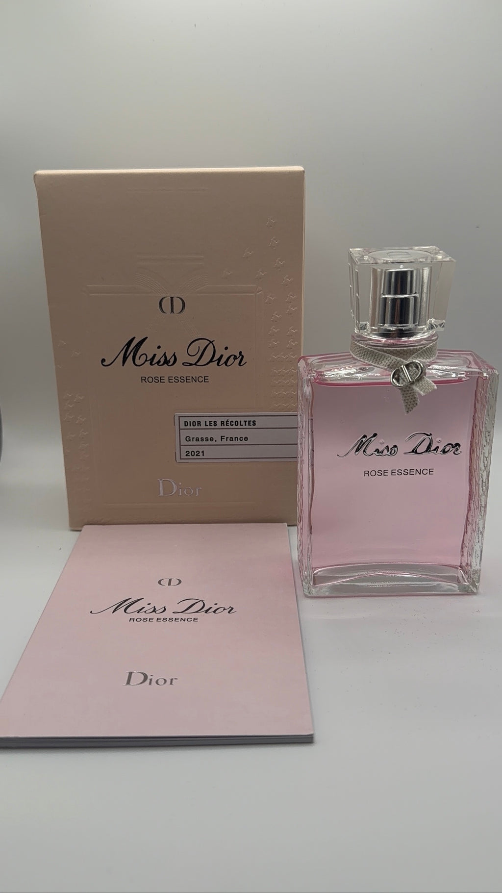 Miss Dior Rose Essence bottle and box - Les Recoltes 2021